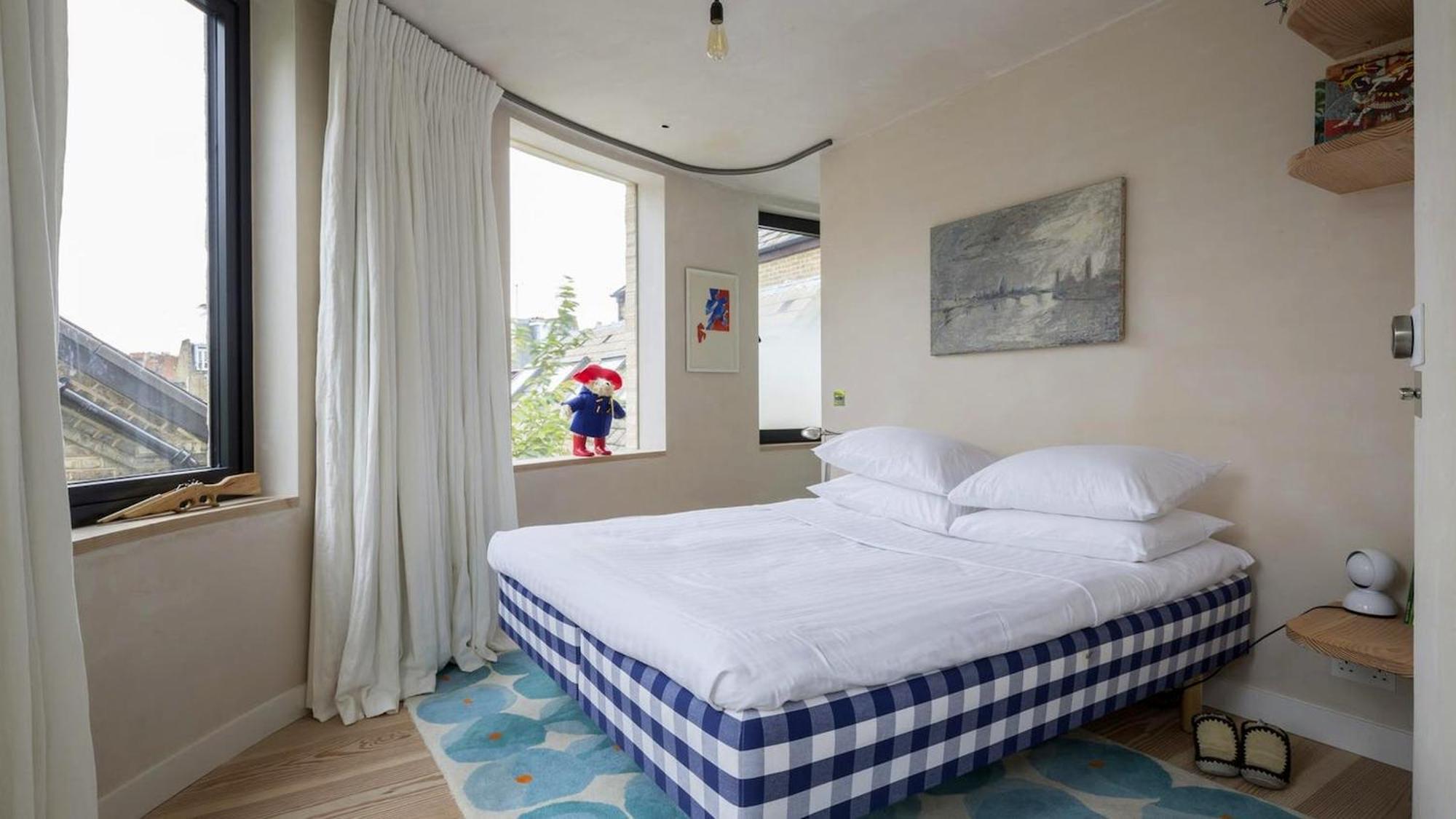 Kyle With Garden And Heated Pool Apartment London
