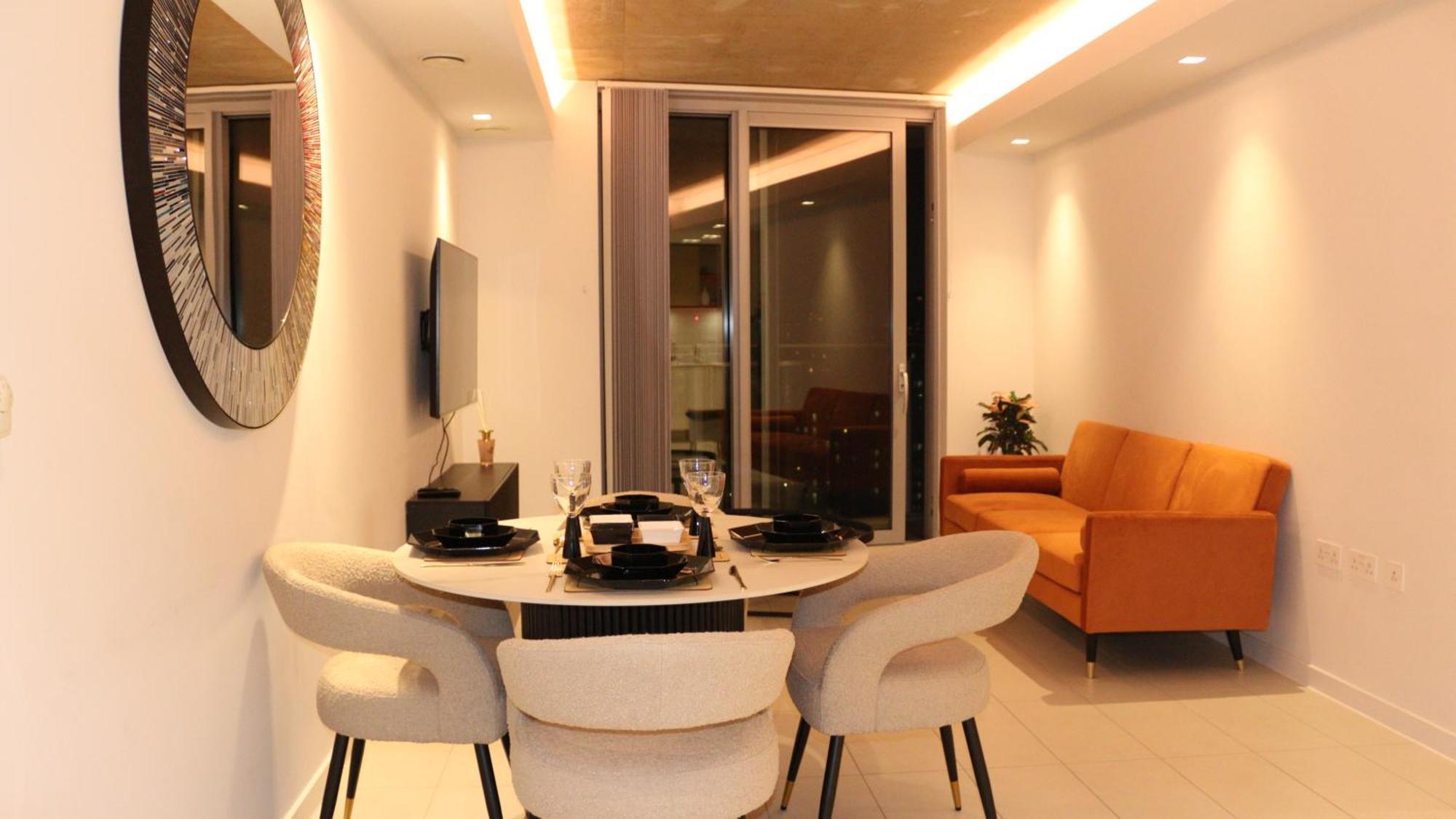 Apartamento Luxury 1 Bedroom In With Free Parking