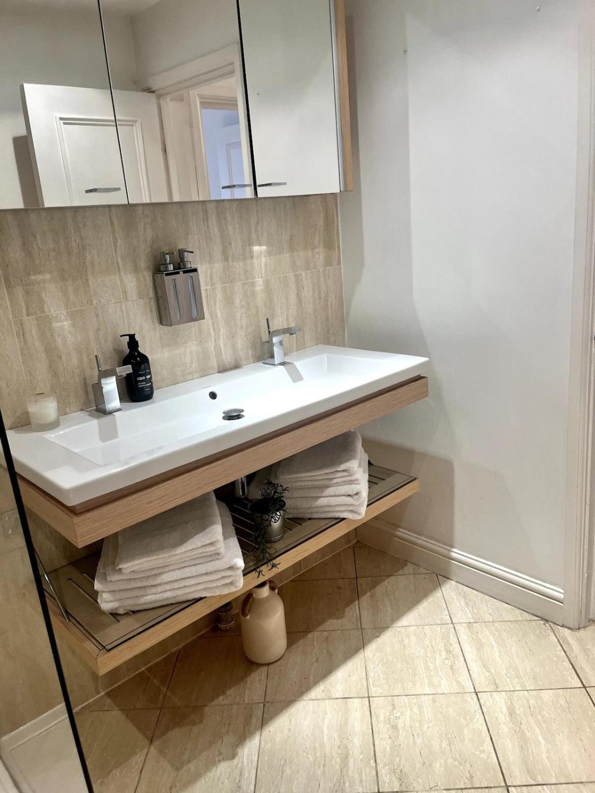 Cosy 1 Bdr In Notting Hill With Patio