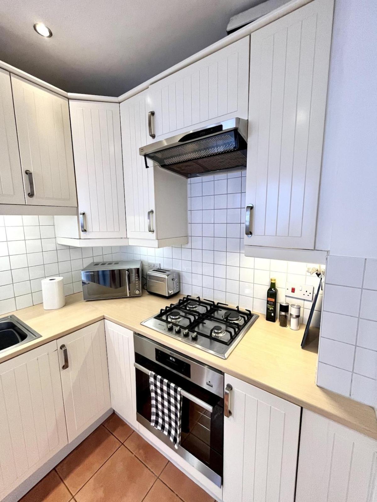 Cosy 1 Bdr In Notting Hill With Patio