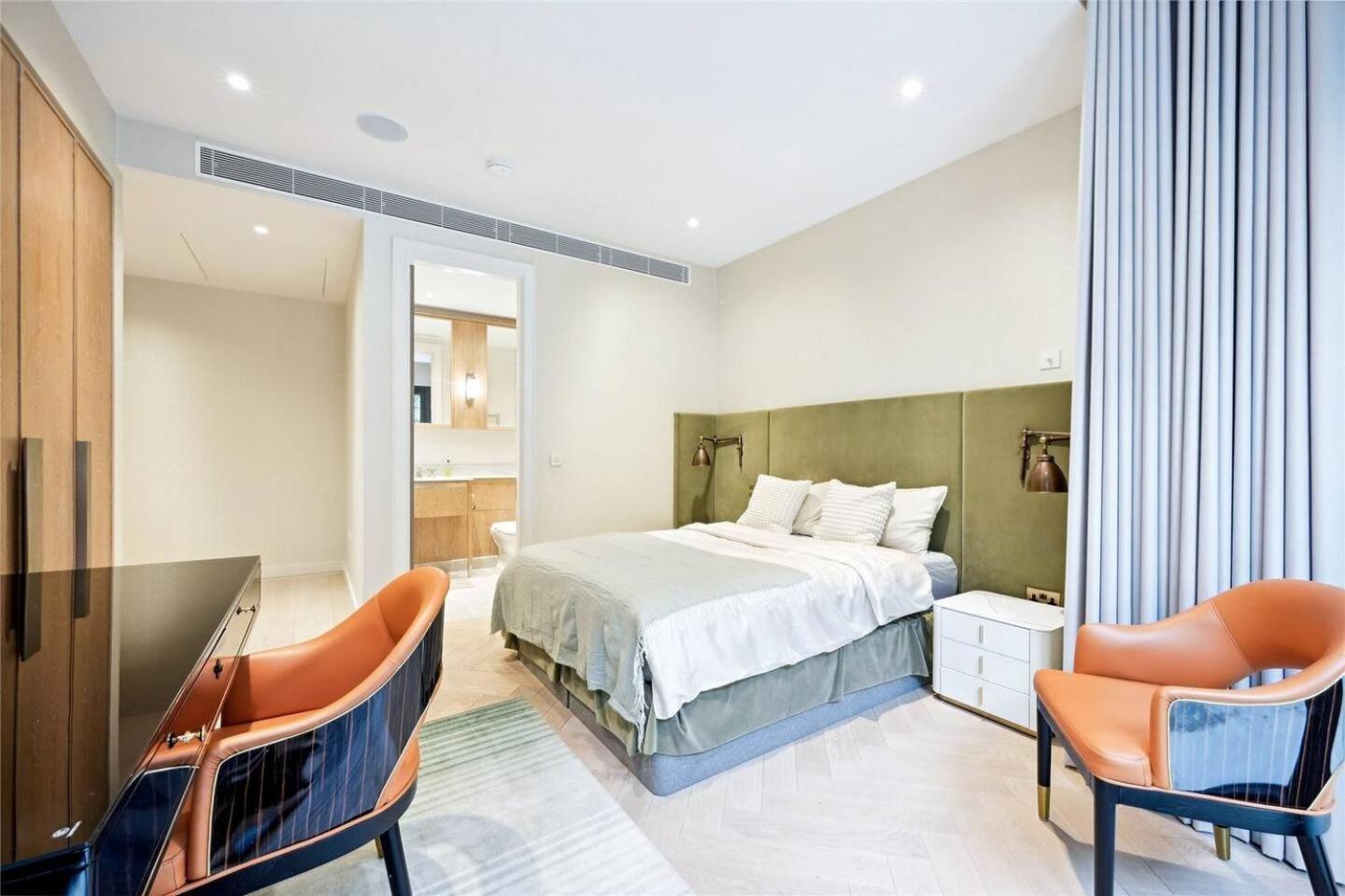 Holland Park 3 Bedroom Apartment Hospedagem domiciliar Londres
