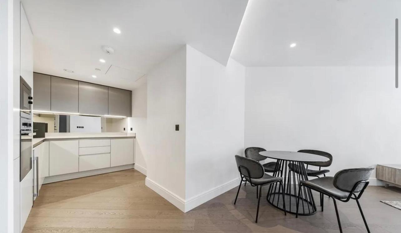 Apartment Luxury River Apartments- Parliament London