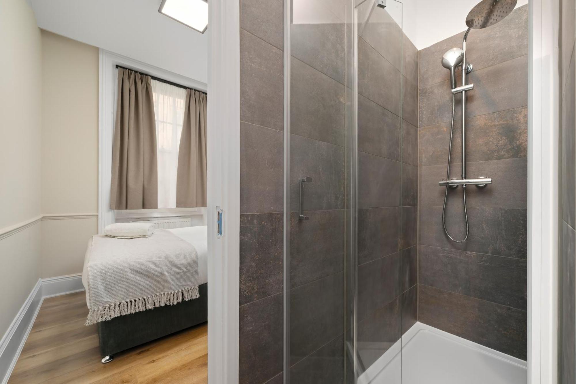 Xx - Fitzrovia Modern