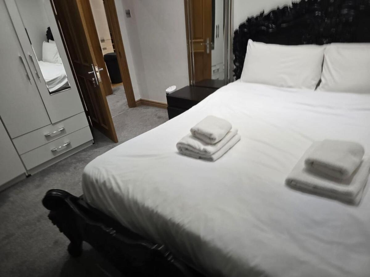 Estatesmen Mayfair Bond Street Flat * London