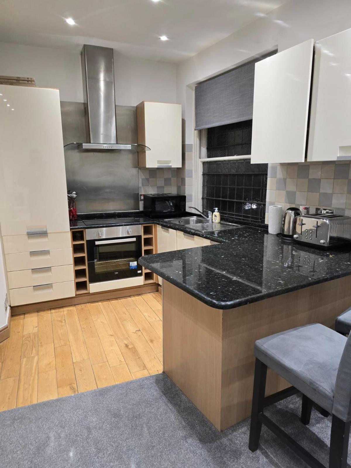 Estatesmen Mayfair Bond Street Flat