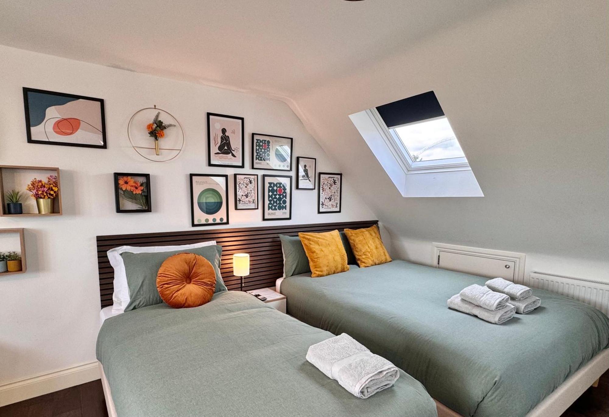 Superb Loft 30min To