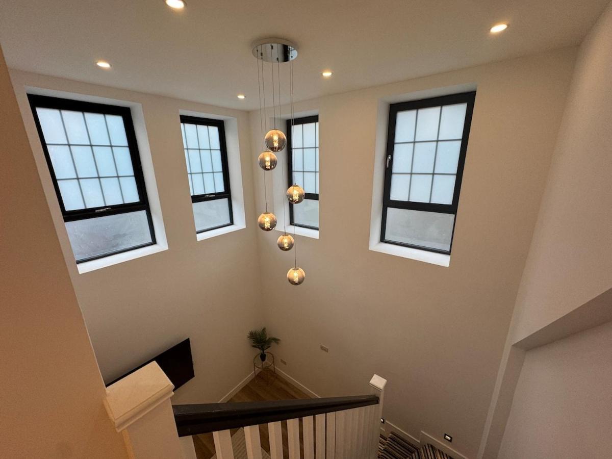 Luxury, Spacious In Fulham Apartamento