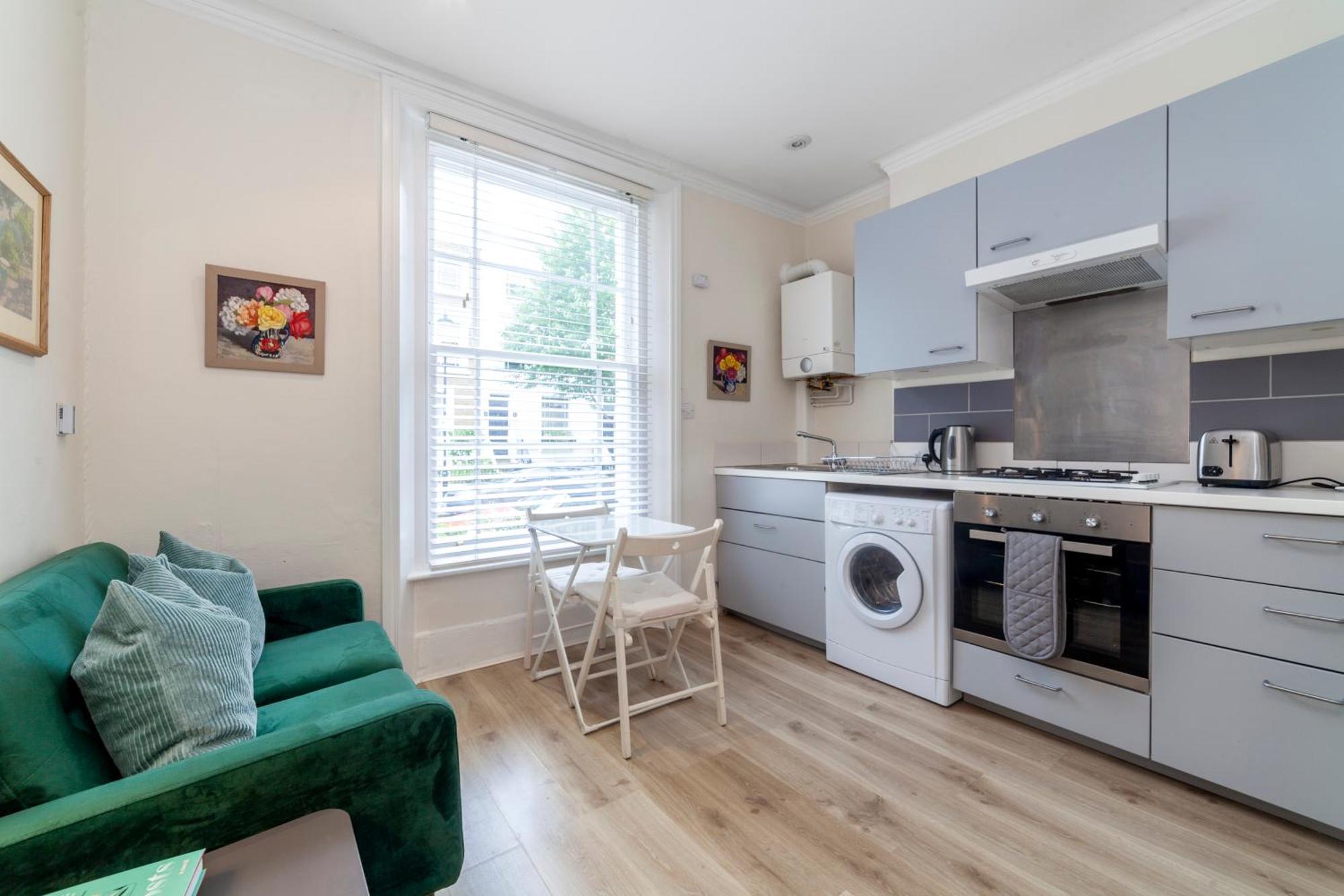 Lovely Ground Floor 1bdr Flat, Notting Hill Apartment