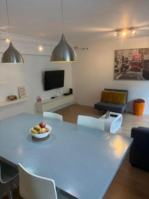 Apartment Spacious One Bedroom Near Regent's Park London
