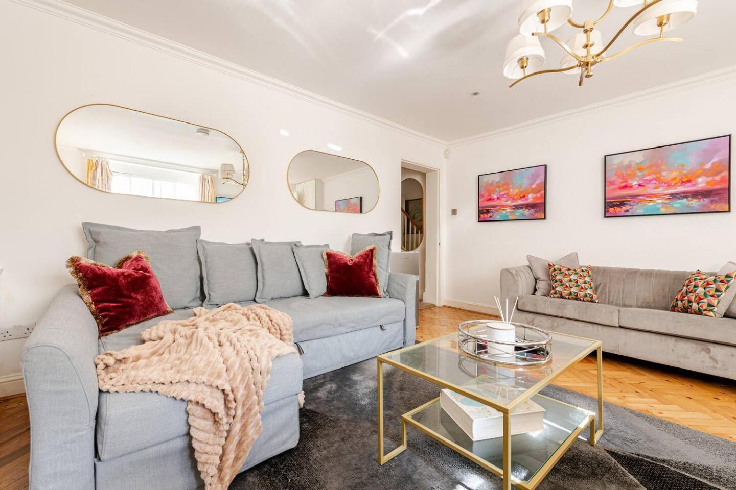 Homestay Grand Design Deluxe By Buckingham Palace
