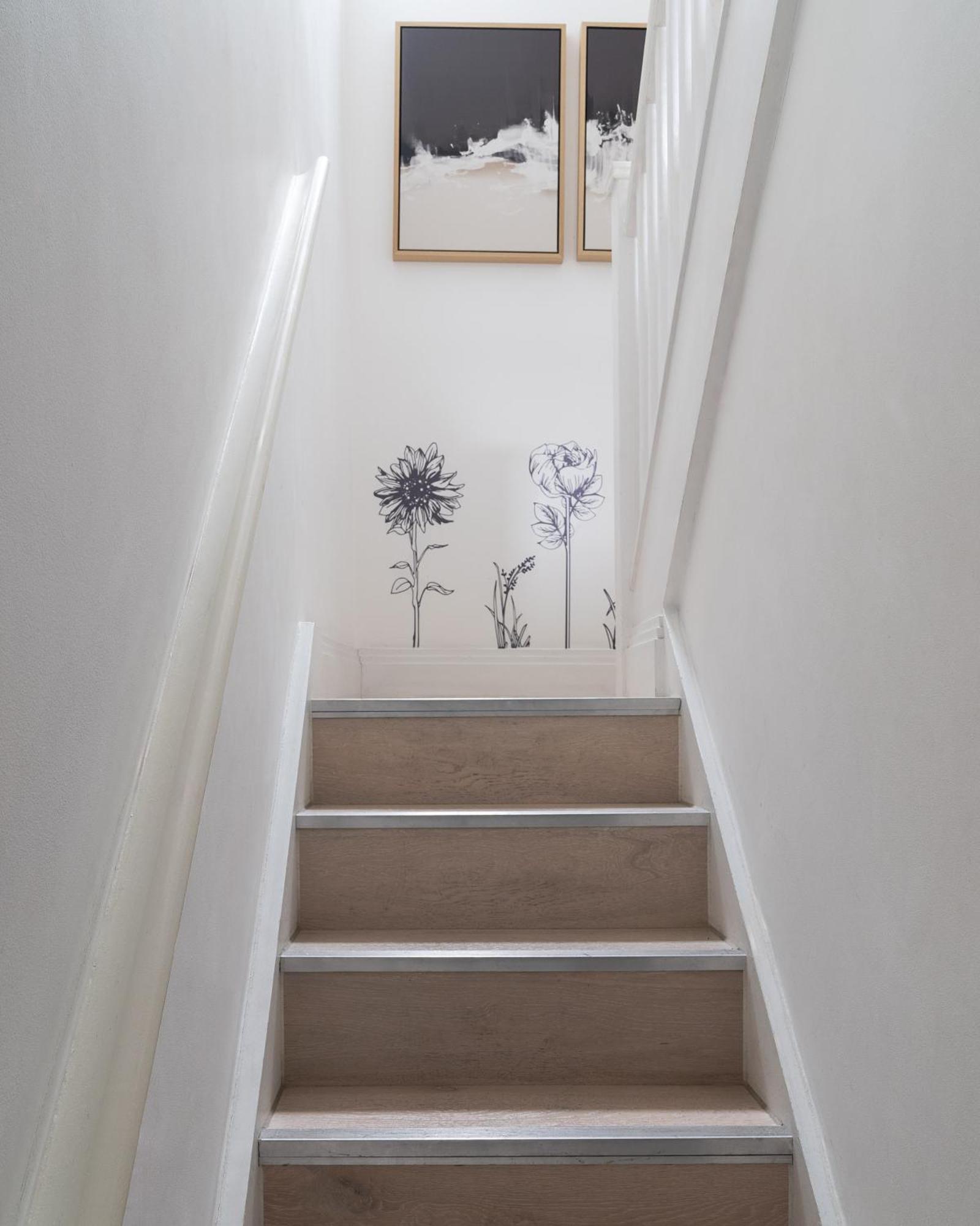 Oxford Circus Apartment *
