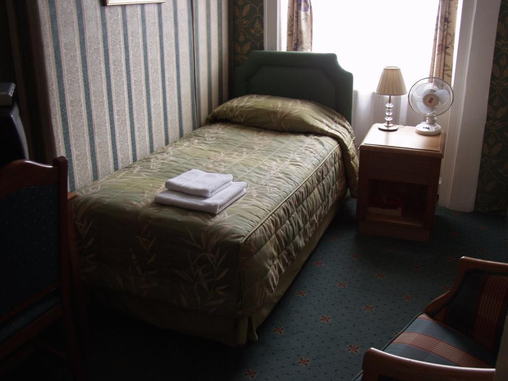 Apartment Wigmore Court Hotel