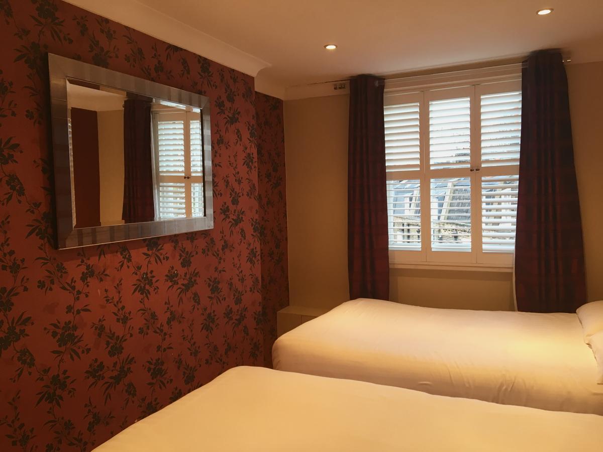 Excelsior Hotel 2*