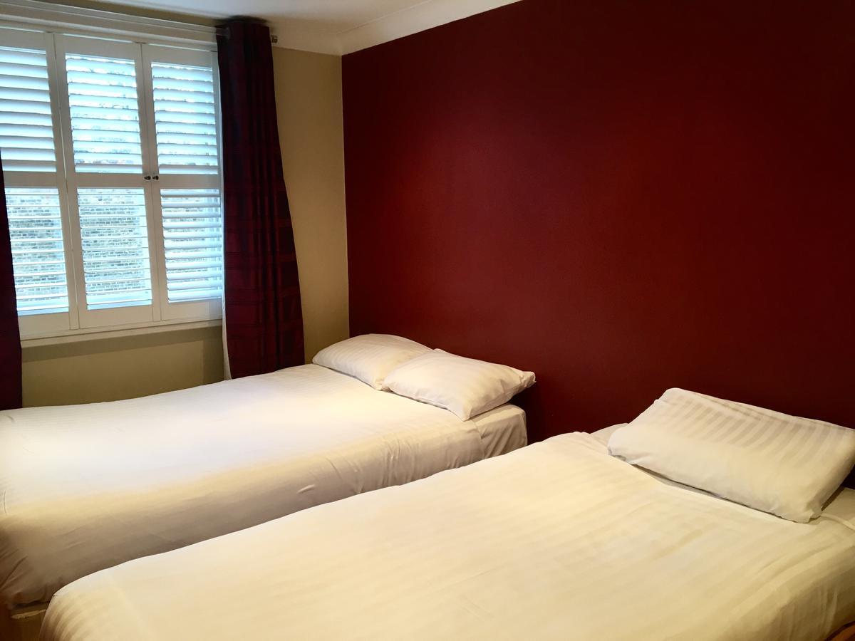 Hotel Excelsior London