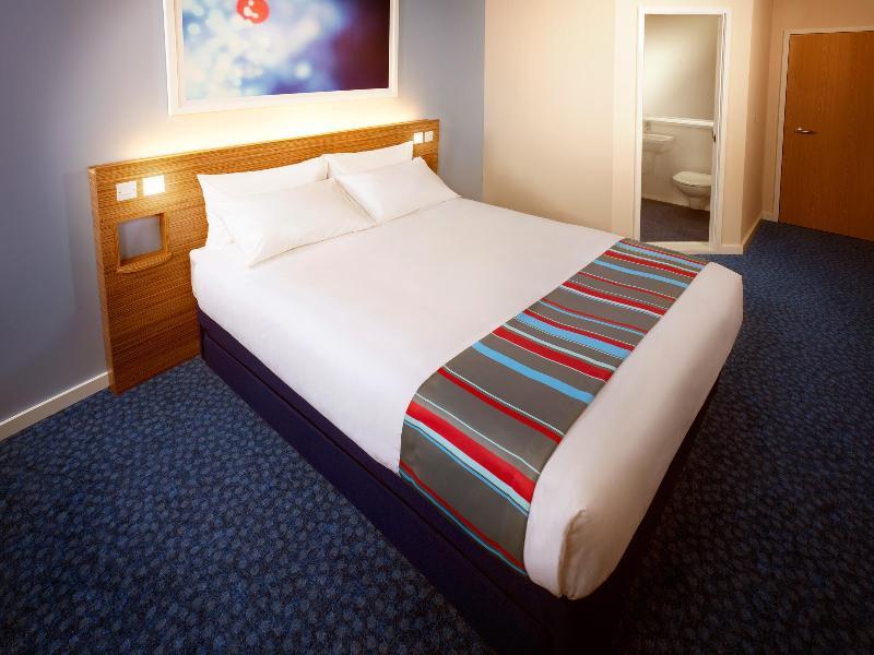 Travelodge Sunbury M3 3* London