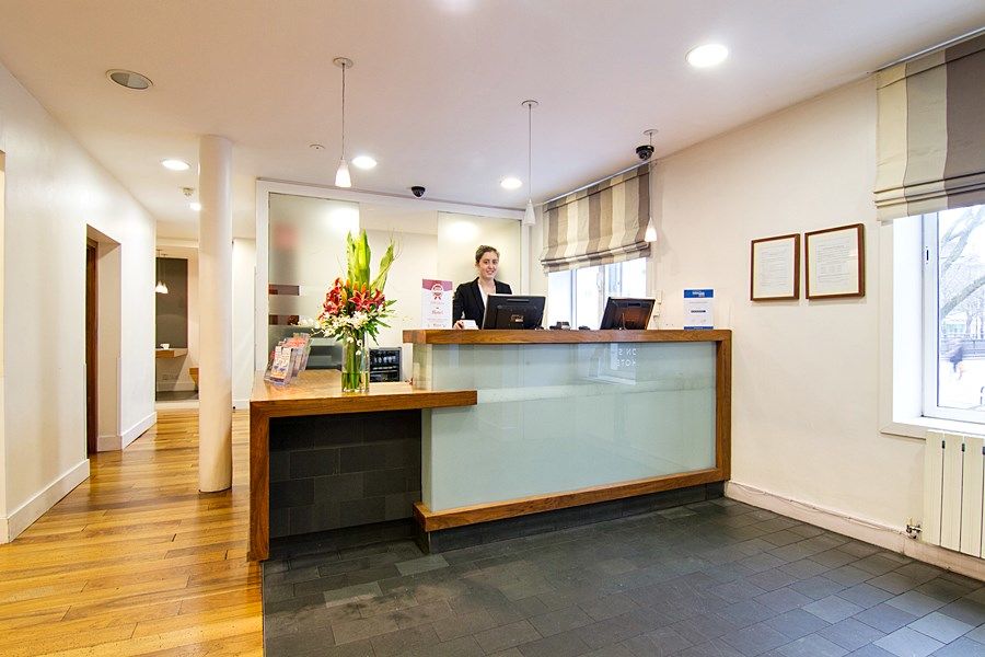 Hotel Euston Square 3*