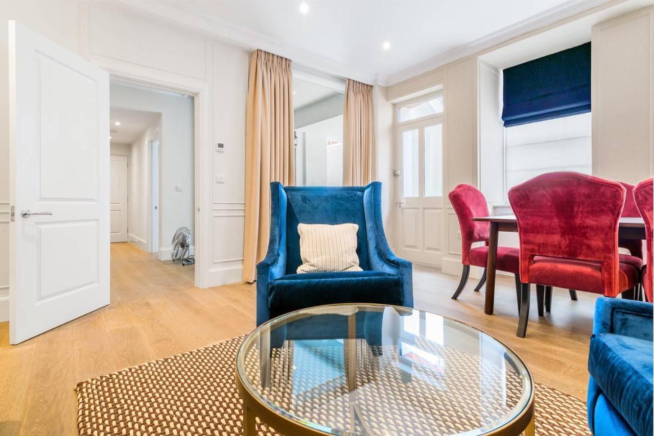 Luxury 3br In Knightsbridge W/sauna, 6 Guests London