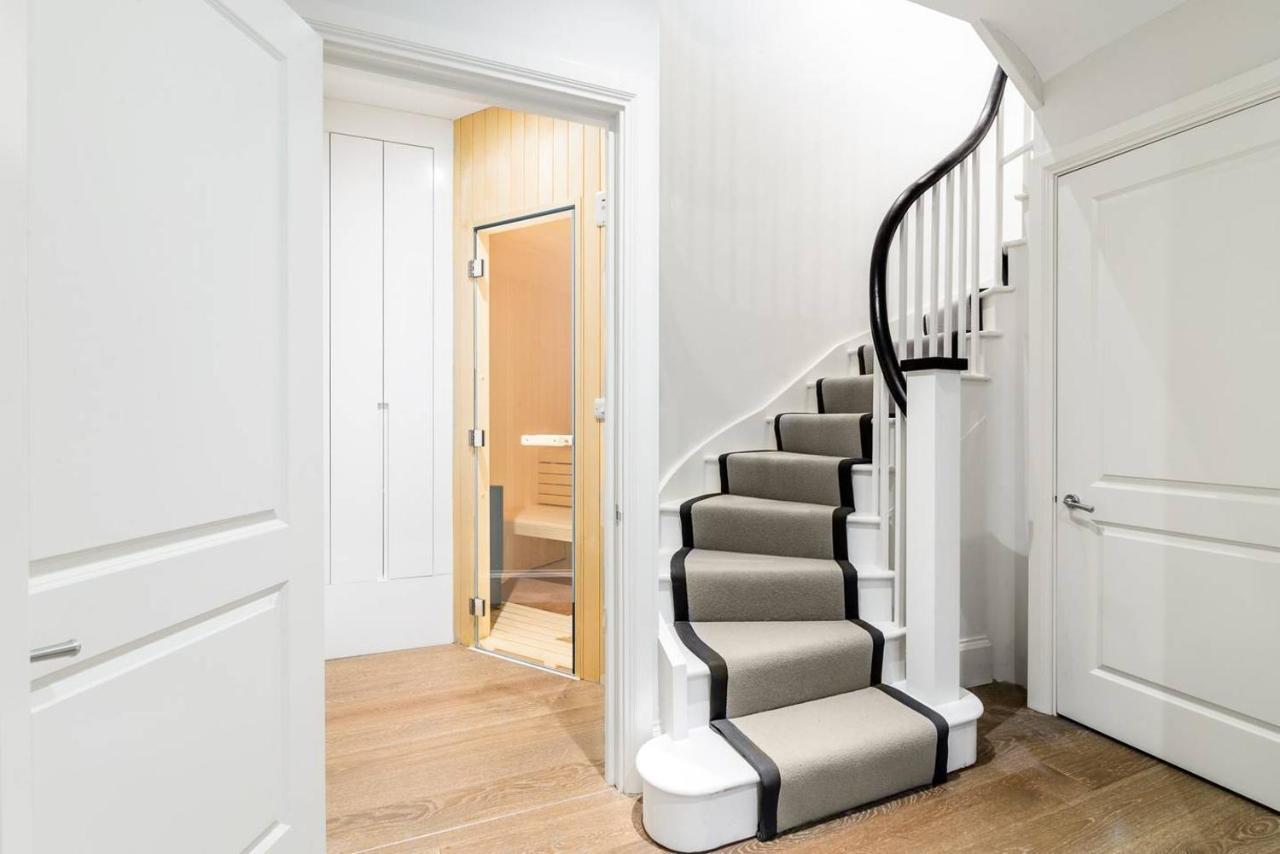 Apartment Luxury 3br In Knightsbridge W/sauna, 6 Guests London