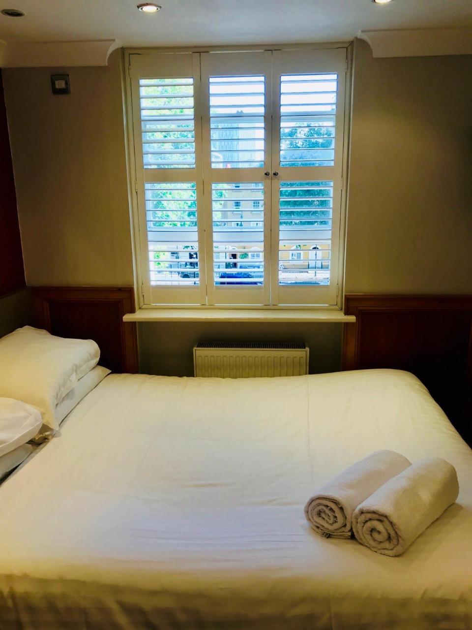 Hotel Excelsior London