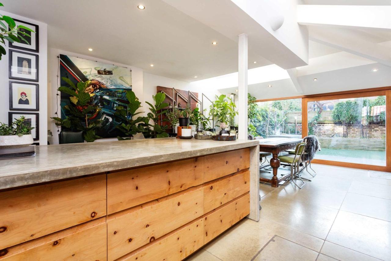 Holiday home Veeve - Midnight Style On Margravine Gardens London