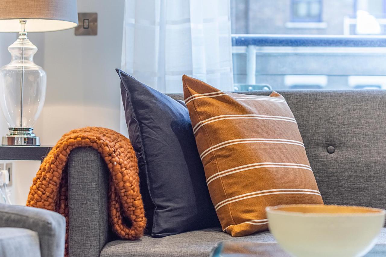 Apartment W London