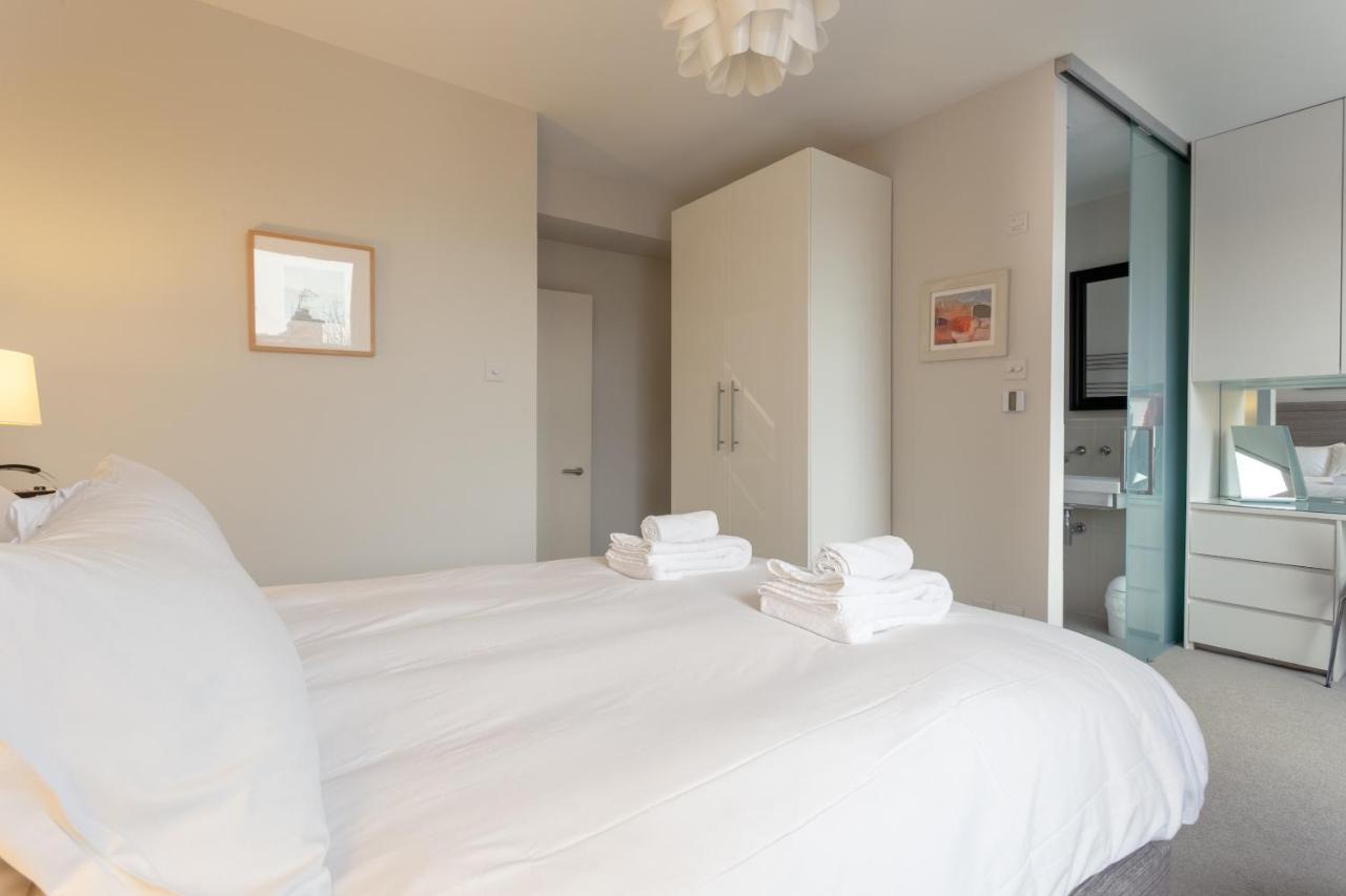 2 Bedroom Hammersmith Grove Sleeps 4