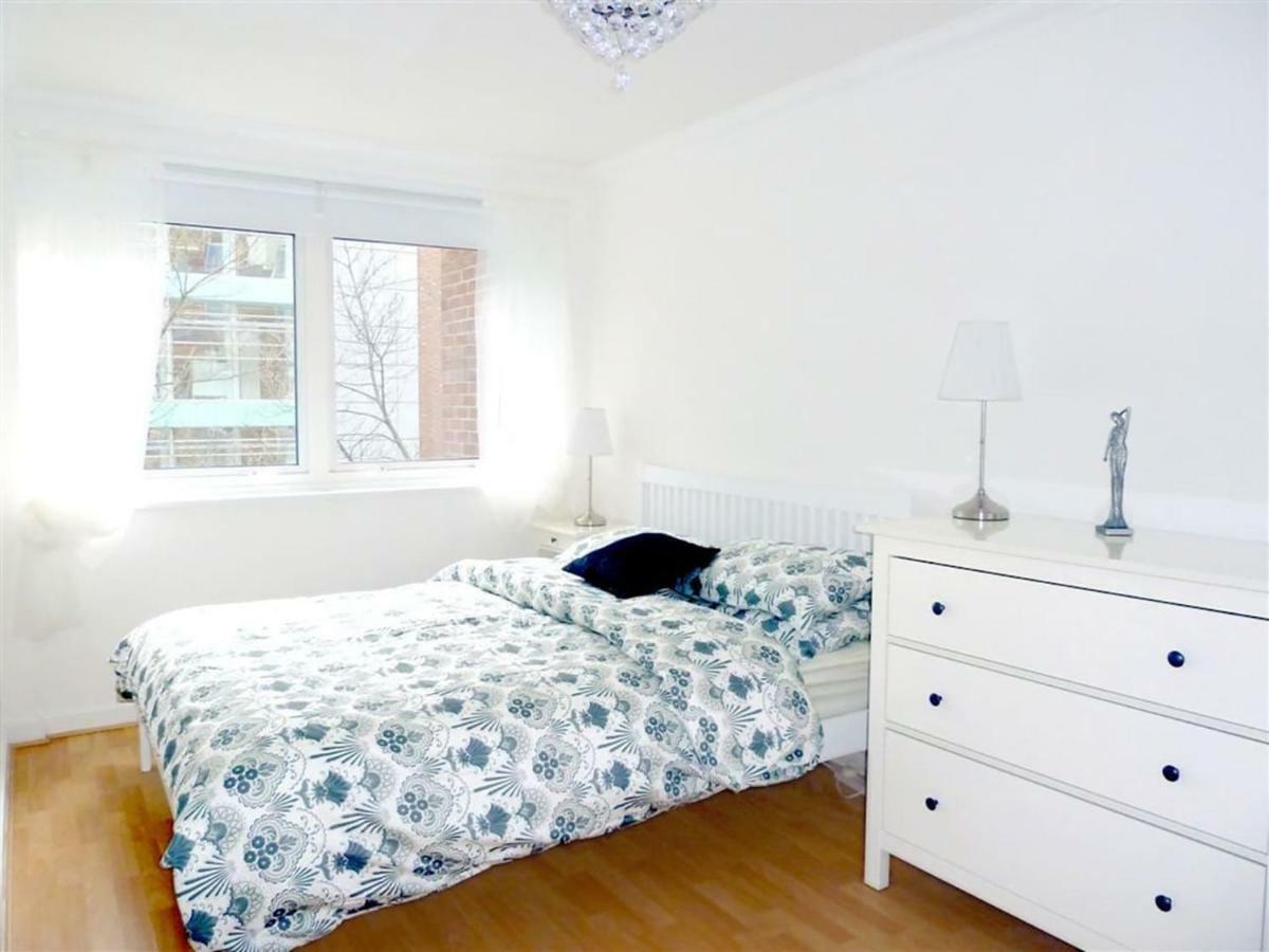 Elegant Fitzrovia 2-bed Nr Oxford Street Helpful Informative Host Apartment London