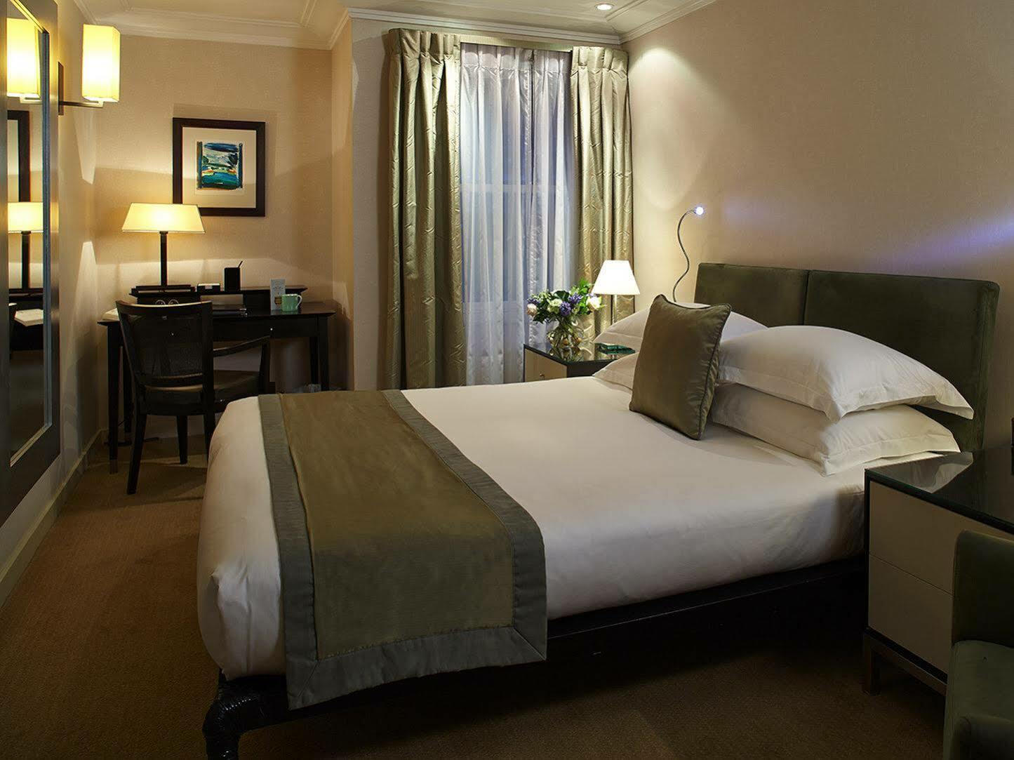 Cheval Phoenix House At Sloane Square Aparthotel Londres