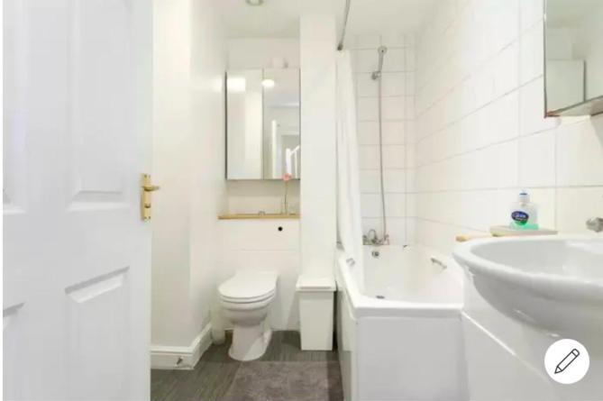Lynbrook Homestay *