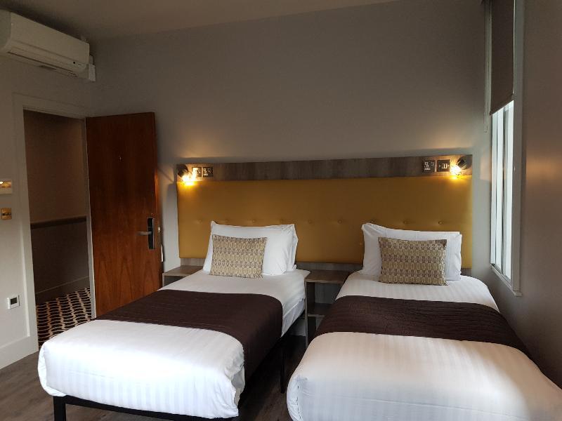 Hotel Euston Square 3*