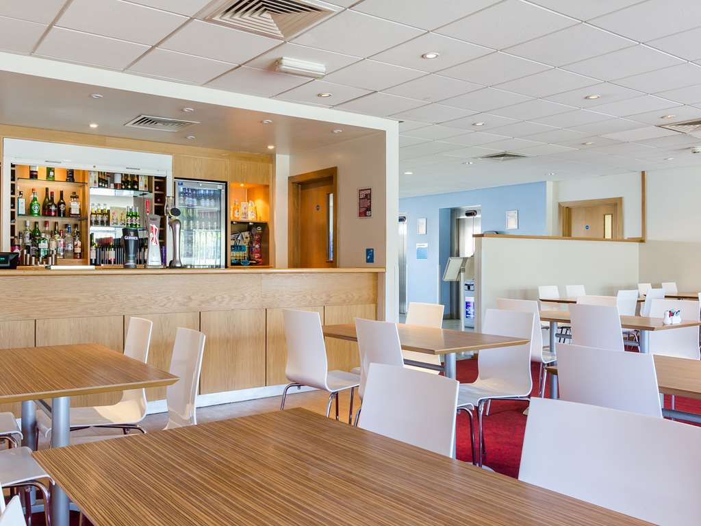 Travelodge Sunbury M3 London