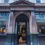 Hub Hub By Premier Inn London City Bank