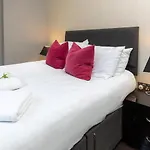 Deluxe Central City Of London Apartments