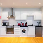 Groveland Court Apartment 1