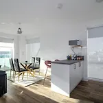 GuestReady - Gorgeous&Bright 2BR Apartment in Greenwich