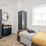 Entire 2 Bed Flat Plaistow,Canning Town Prime Location In London