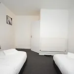 London Zone2 Classic 3 Bedroom