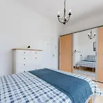 Comfortable Double Room For Your London Getaway