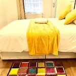 Shadwell Holiday Rooms