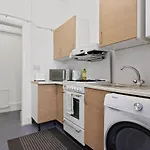 Fantastic 2Bd Barking Stay With Links To The City!