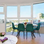 Attractive London Apartment
