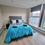 London Gallions Reach Apartments