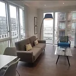 London Gallions Reach Apartments