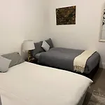 Modern And Spacious 2 Bedroom Flat Near Shoreditch