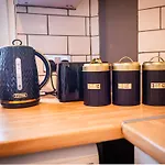 Serviced Apartment - Exel & O2 & Canning Town - Home Away From Home