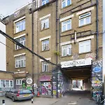 Artsy 1Br Studio Flat In Hackney