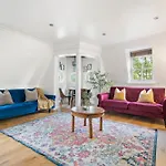 Comfy 2-Bedroom Flat In Heart Of Shoreditch