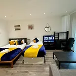 London Modern Apartment Close To Tower Bridge, Sky Garden, Train And Much More
