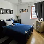 Cozy Room Close To Canary Wharf, The O2 And Excel London