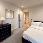 Modern 2Bed-2Bath Apartment